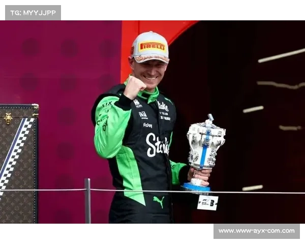 霍肯伯格从第19位发车冲击英国大奖赛季军首登F1领奖台 霍肯伯格从第19位发车冲击英国大奖赛季军首登F1领奖台